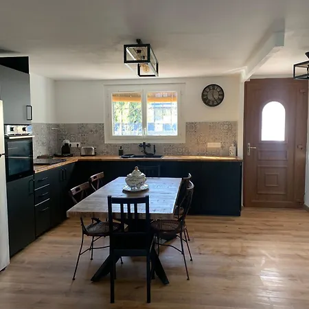 Nyaraló Maison 5mn De La Fréjus